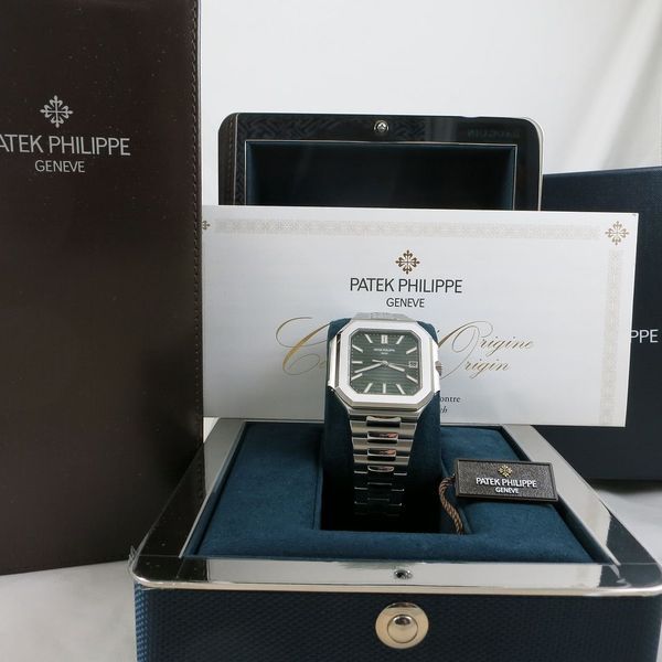 Fs: PATEK PHILIPPE 5821/1A CUBITUS COMPLETE UNWORN