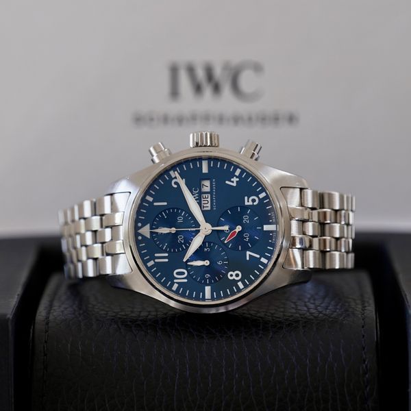 FS: IWC Pilot Chronograph 41mm Blue Dial IW388102 Full Set