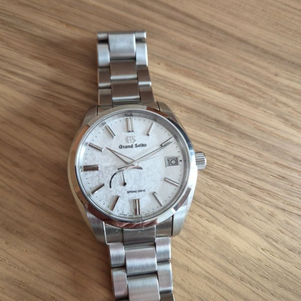 Grand Seiko Spring Drive "Morning Frost" (SBGA 465)