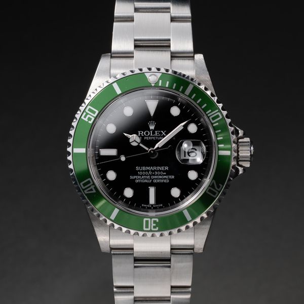 FS: 2005 Rolex Green Submariner 16610LV