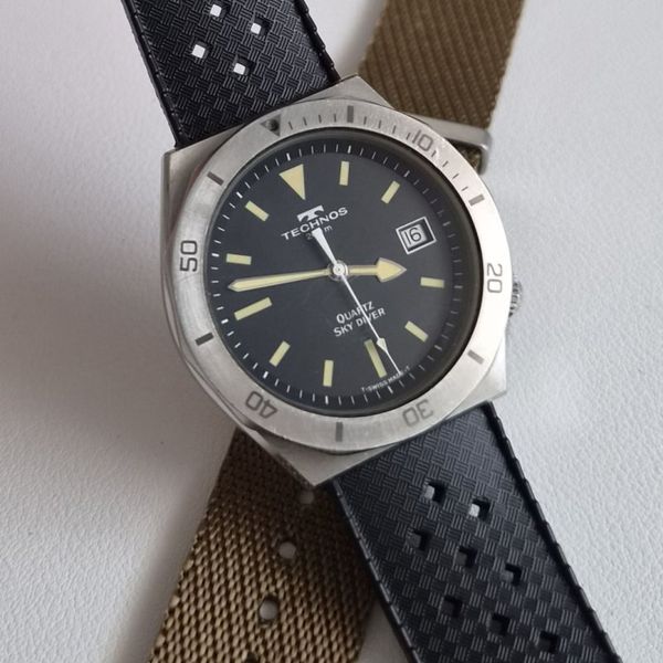 Technos Sky Diver, Vintage-Quartz-Diver im MRP-Gehäuse mit …