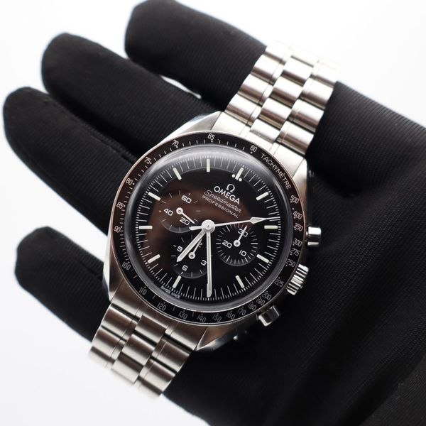 [WTS] 3x Omega Speedmaster Moonwatch Hesalite 310.30.42.50.…