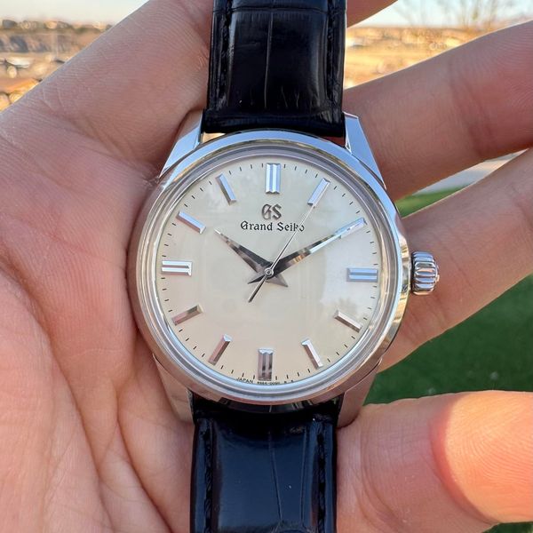 [WTS] Grand Seiko SBGW301 — 2025 Full Set — $3499 Shipped O…