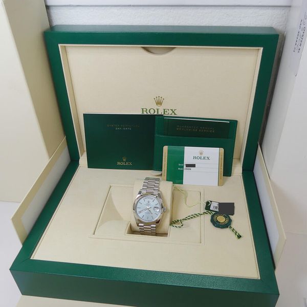 FS Rolex Platinum 40mm Day Date President Blue Glacier Dial…