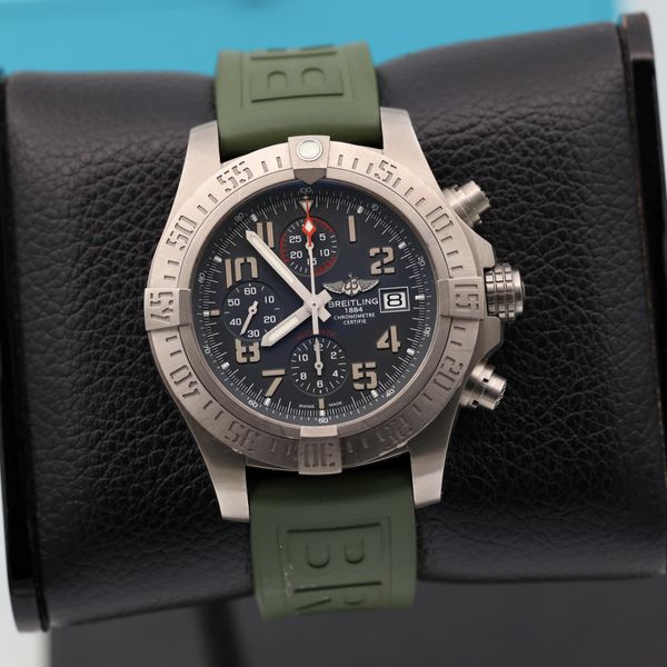 [WTS] Breitling Avenger. Bandit. **Titanium. Deployant Clas…