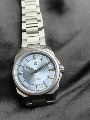 RZE Resolute 36 Halcyon Titanium