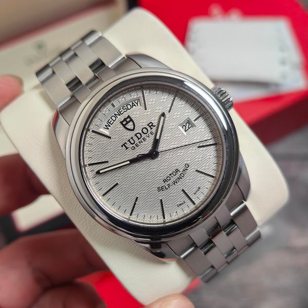 [WTS] Tudor 56000 Glamour Day Date White 39mm Box & Papers …