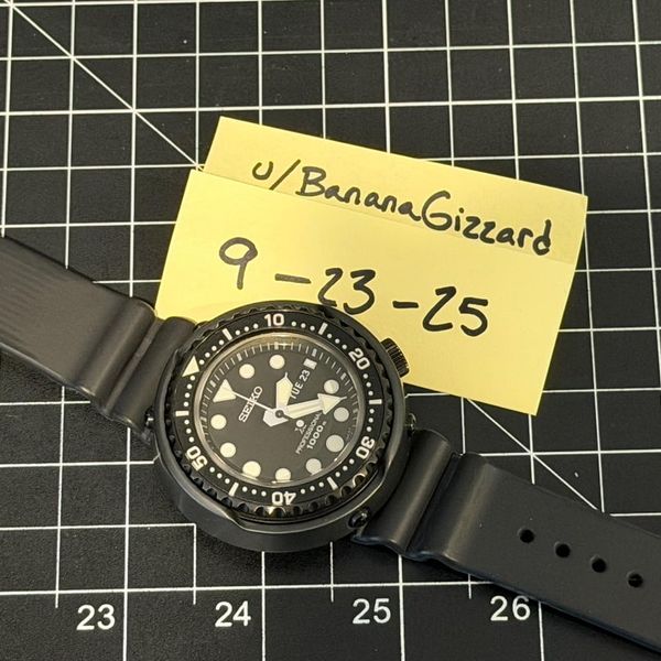 [WTS] Seiko S23632 "Darth Tuna" - Box & Papers, Excellent C…