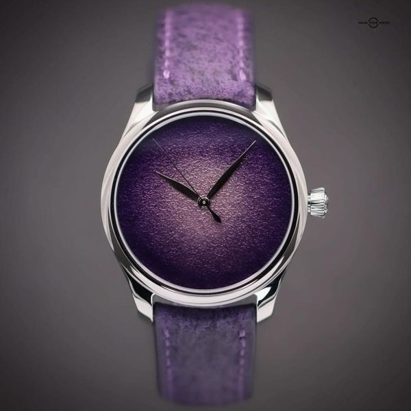 FS: H. MOSER & CIE. Endeavour Centre Seconds Concept “Purpl…