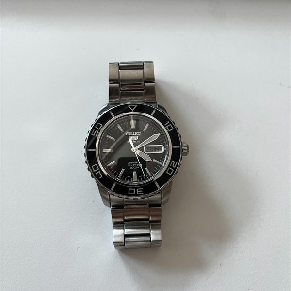 Seiko 5 Sports SNZH55 saffier update