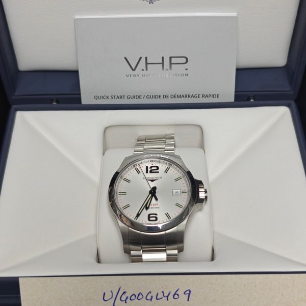 [WTS] Longines Conquest V.H.P. Quartz Silver Dial 43mm (L3.…