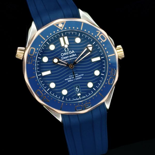 [WTS] 2024 Omega Seamaster Diver 300M Sedna Gold 210.22.42.…