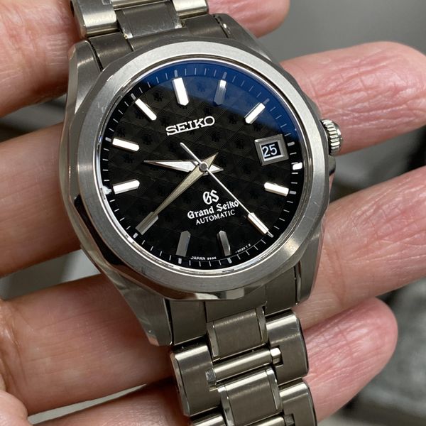 [WTS] Grand Seiko. SBGR011. Titanium. Gorgeous Dial. Specia…