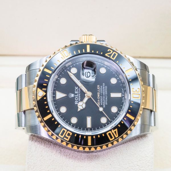 [WTS] Rolex Sea-Dweller 126603 43mm Steel Yellow Gold Black…