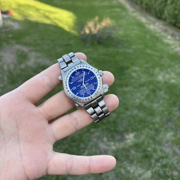Breitling Emergency E56121