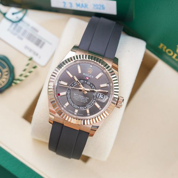 [WTS] Rolex Sky-Dweller 336235 18K Everose Gold Rhodium Dial