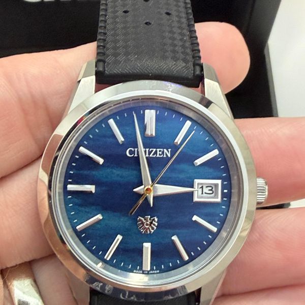 [WTS] Citizen The Citizen Blue AQ4100-22L. Full set.