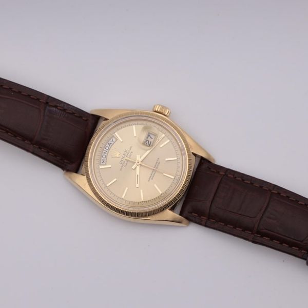 [WTS] Rolex Day Date 1807 - RARE ORIGINAL "BARK" BEZEL - 36…