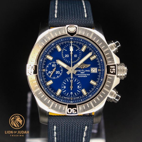 [WTS] 2024 MINT condition Breitling Avenger 43 Chronograph …