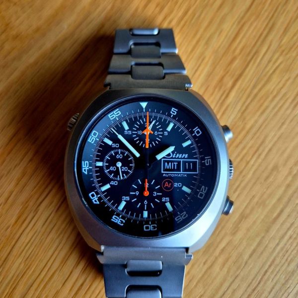 Sinn 142 Titan Ar