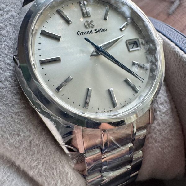 [WTS] Grand Seiko SBGP001 BNIB 8/25 Card