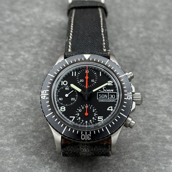 Semi vintage Sinn 256 Luminova